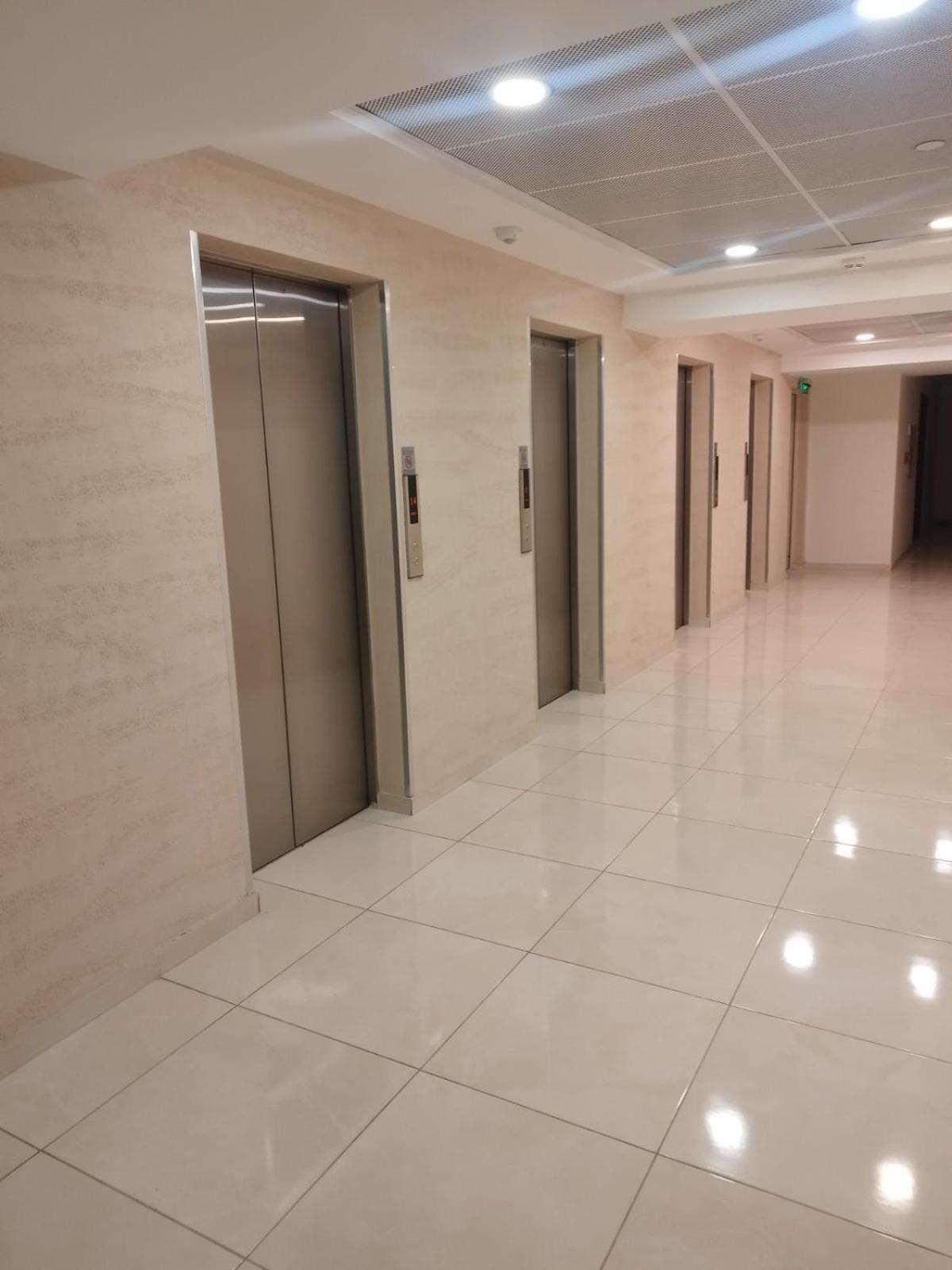 Skopje Sky City 19Th Floor Twin & 12Th Floor & 25Th & 33 Floor Apartments & With Pool & Spa & Gym & Parking Included In Price 외부 사진