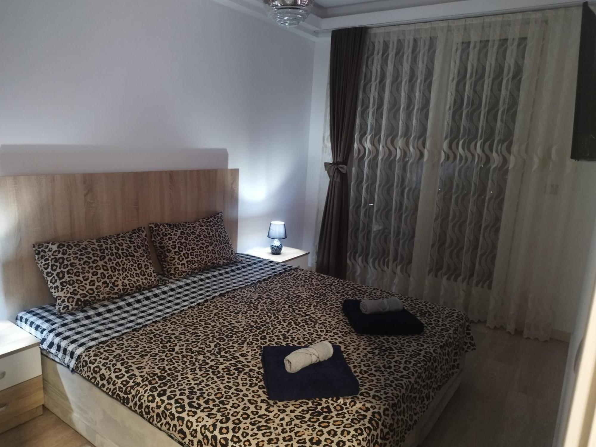 Skopje Sky City 19Th Floor Twin & 12Th Floor & 25Th & 33 Floor Apartments & With Pool & Spa & Gym & Parking Included In Price 외부 사진